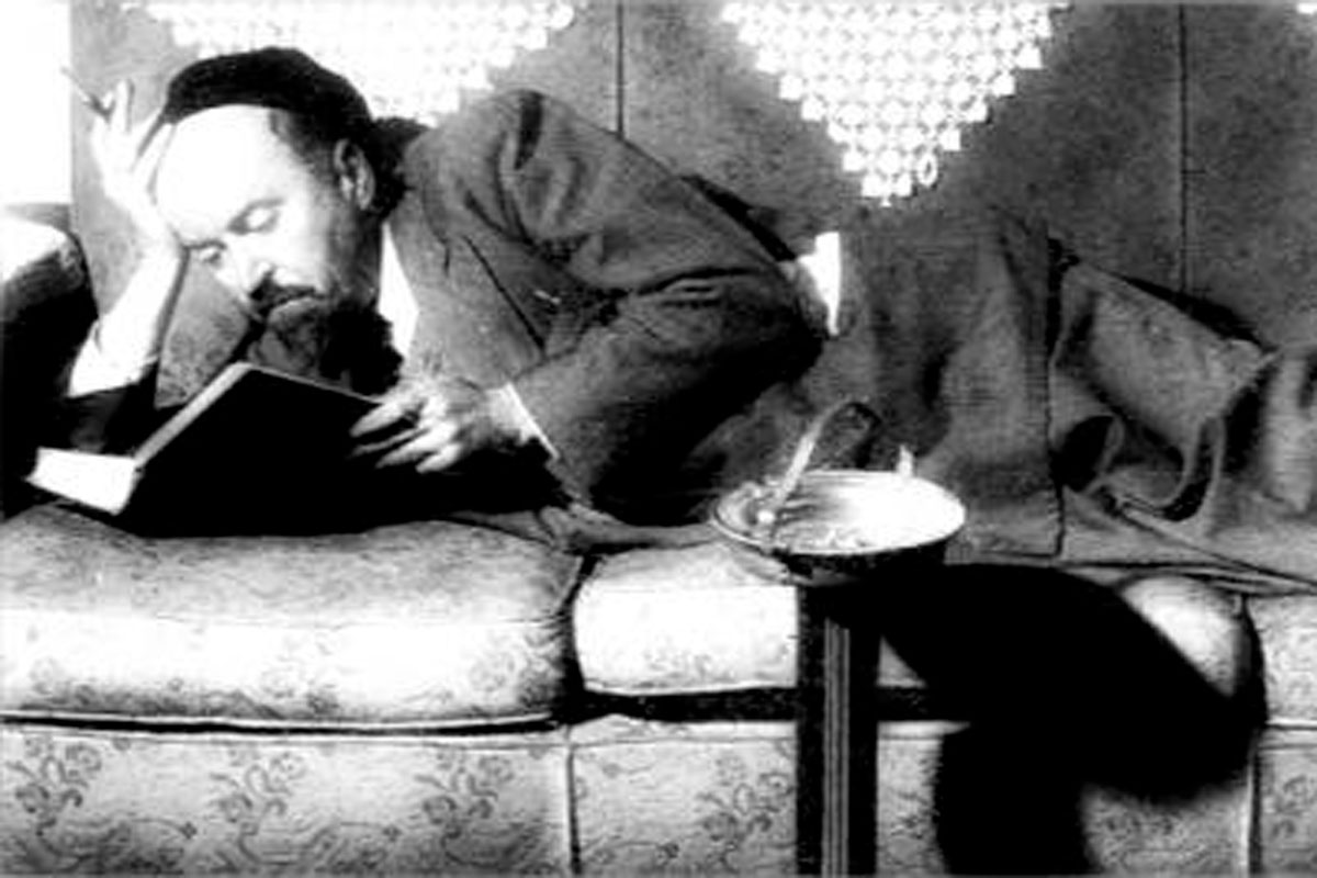 escritores