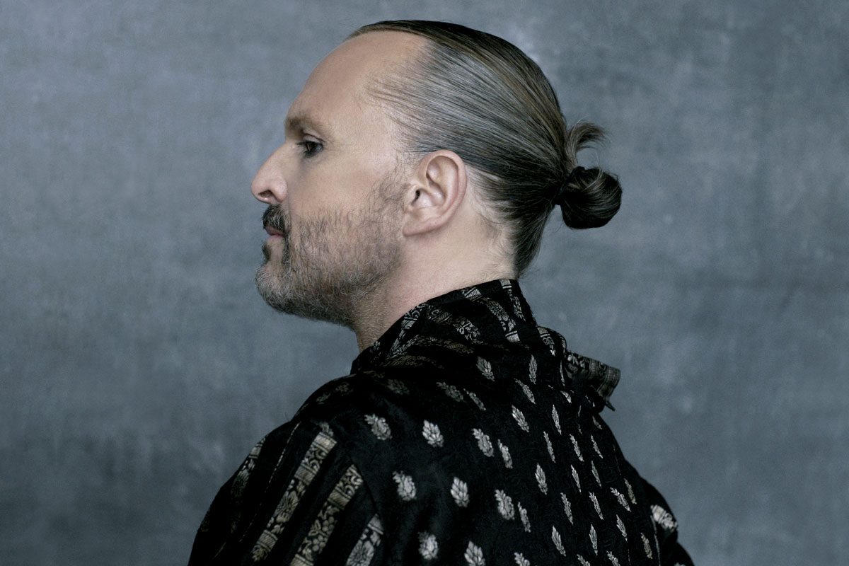 “Me gusta ser políticamente incómodo”, Miguel Bosé