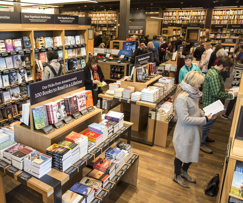 Amazon le apuesta a las librerías “de carne y hueso”
