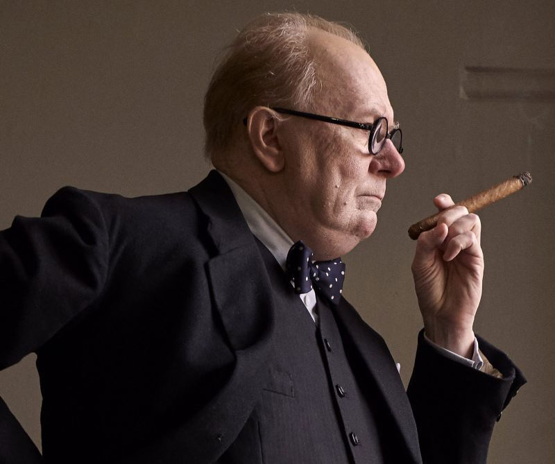 La hora más oscura: Gary Oldman como Winston Churchill