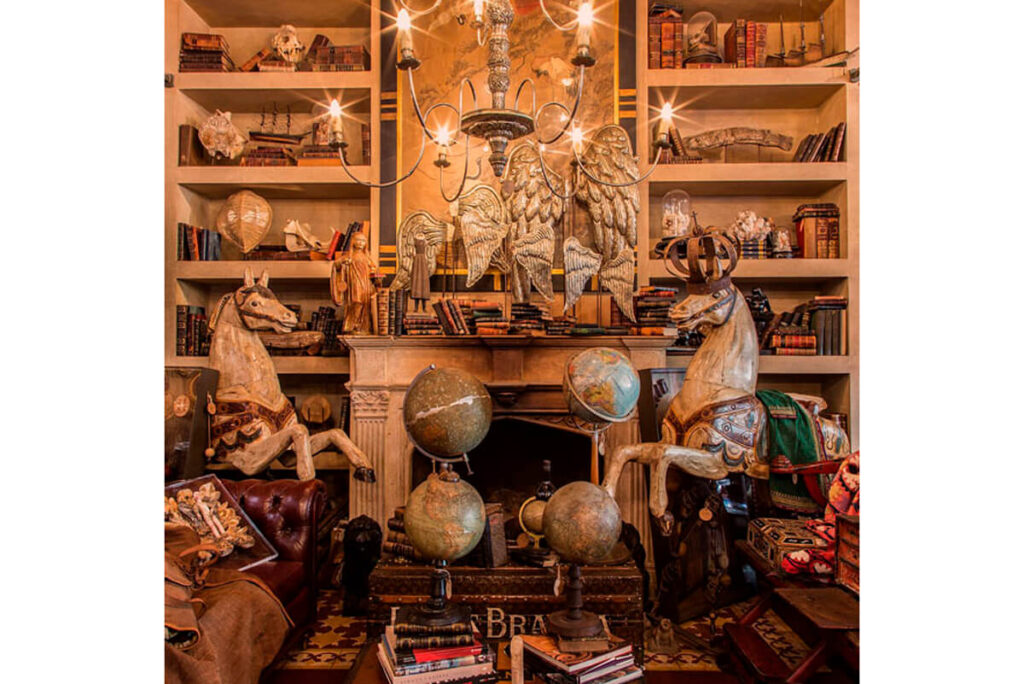 Anticuario en San Telmo, Buenos Aires