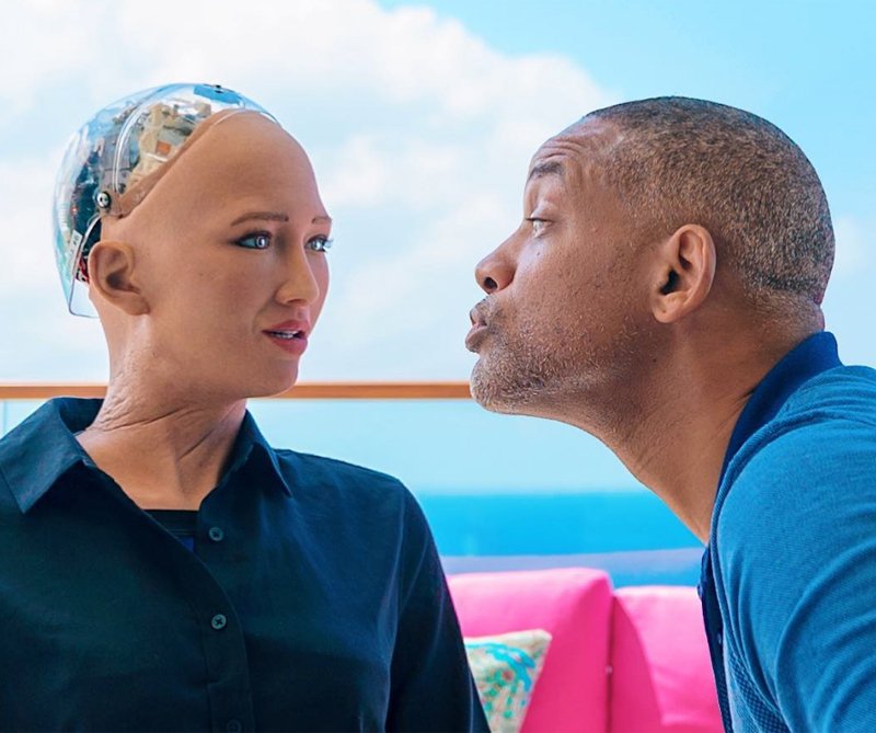 De ‘Yo Robot’ a Sophia: así le fue a Will Smith con el robot más inteligente del mundo