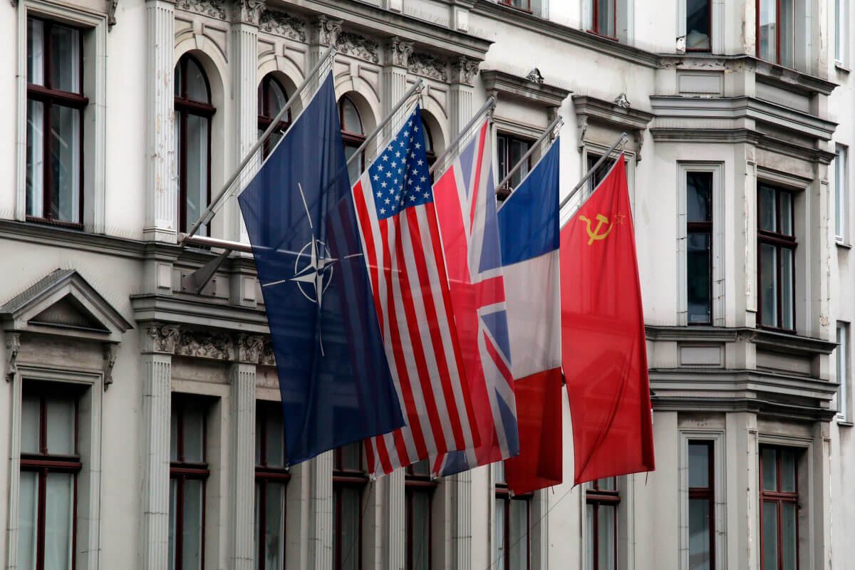 ¿Qué es la OTAN? Una mirada histórica a esta alianza político-militar