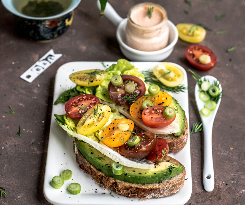 Dietas, ¿mejor bajas en carbohidratos o en calorías?