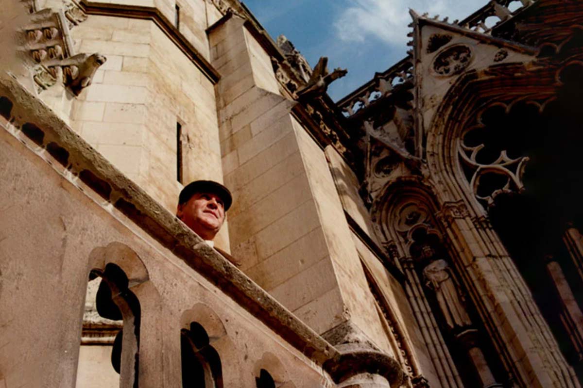 Jairo Tobón: el colombiano que fue sacristán de Notre Dame