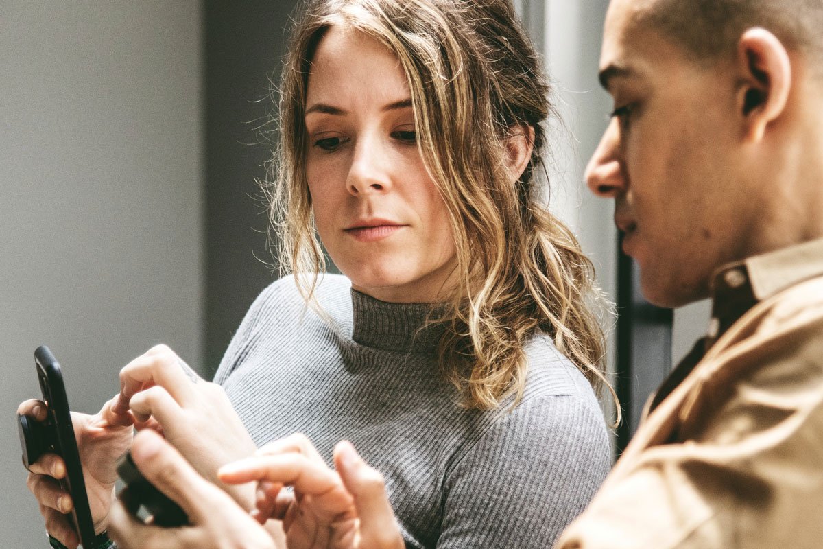 ¿Cómo saber si alguien usa sus claves de redes sociales o correo electrónico?