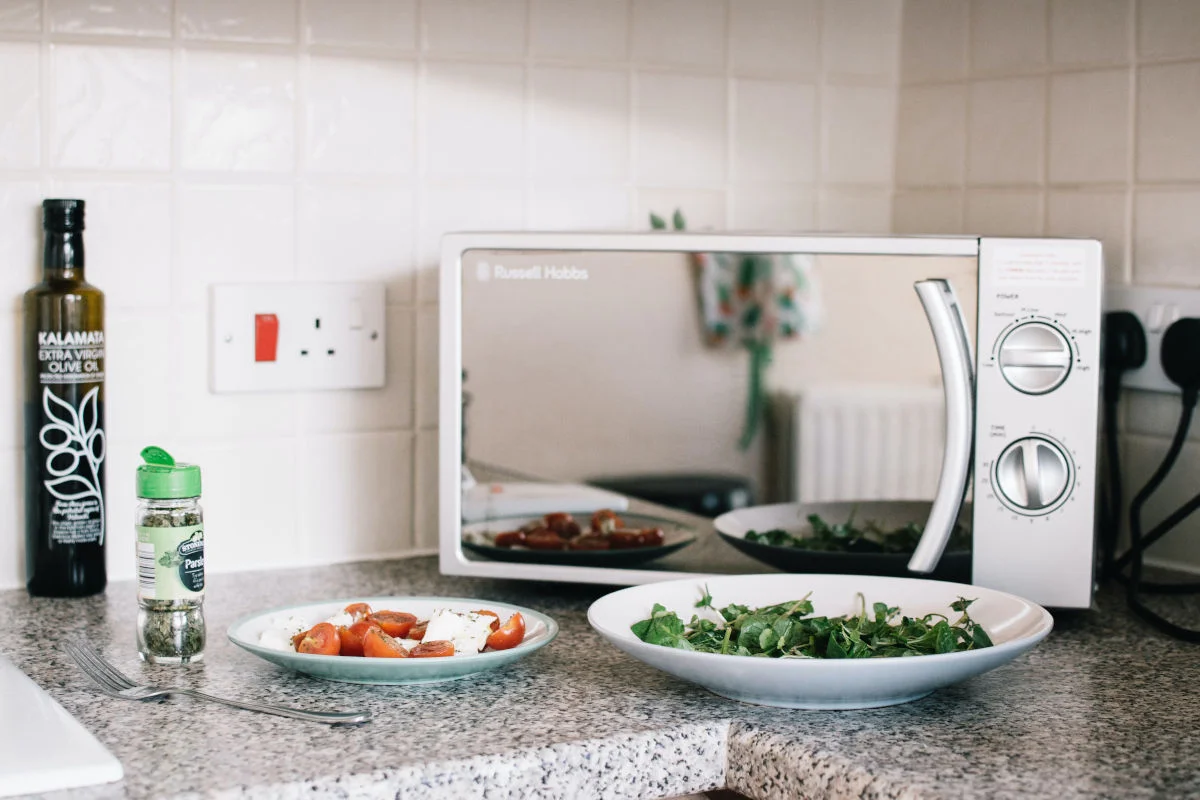 Tres recetas para hacer en horno microondas durante la cuarentena