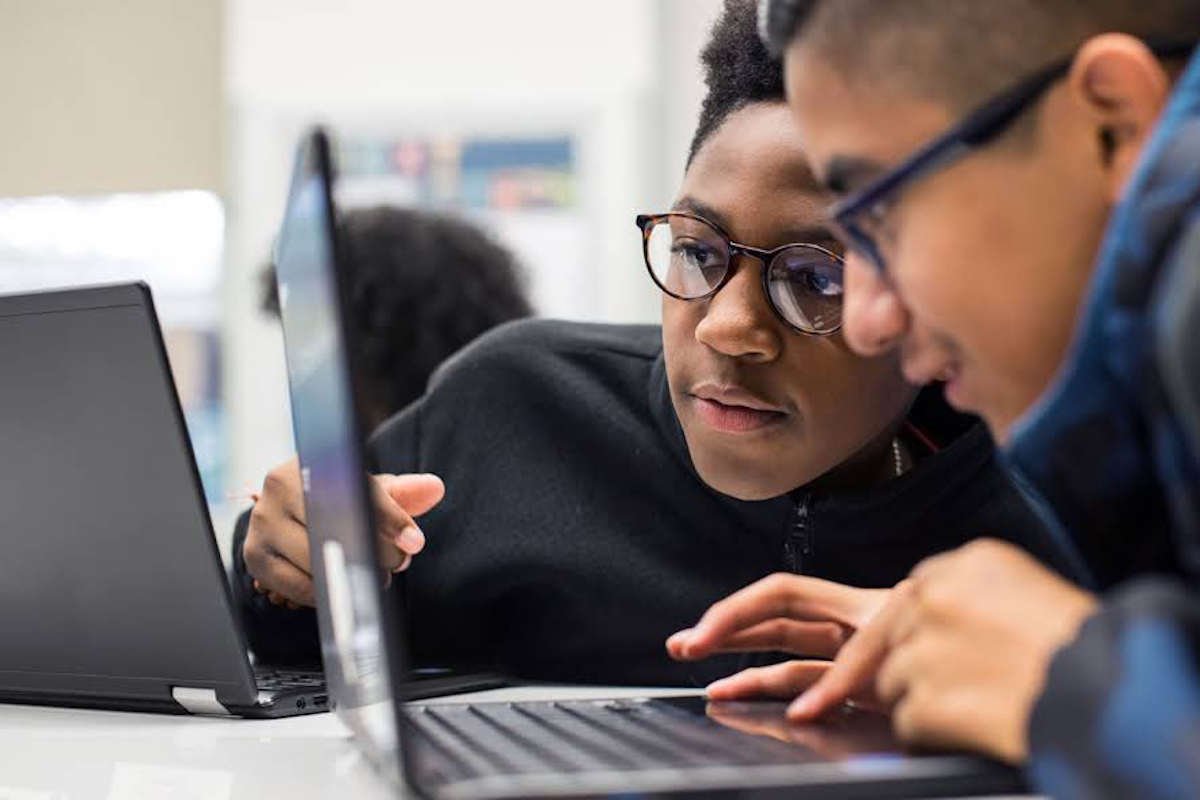 ¿Qué es Google Classroom y cómo mejorar sus clases virtuales?