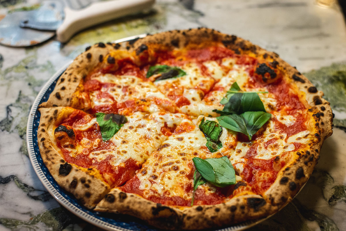Conozca las master online de pizza casera dictadas por chefs italianos