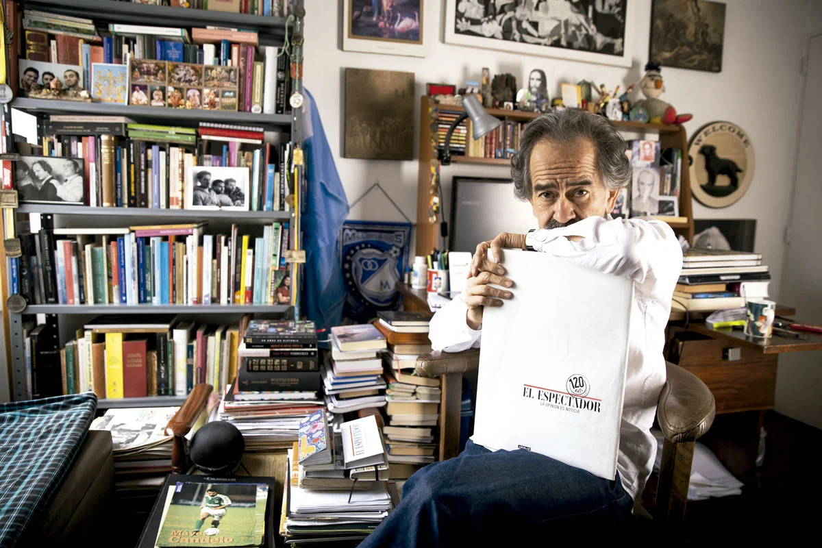 Los 5 libros que marcaron la vida del periodista Jorge Cardona Alzate
