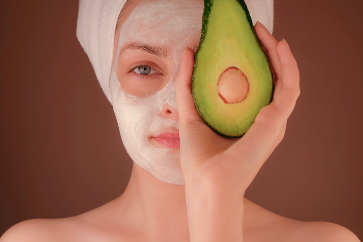 El aguacate y sus propiedades en productos de belleza