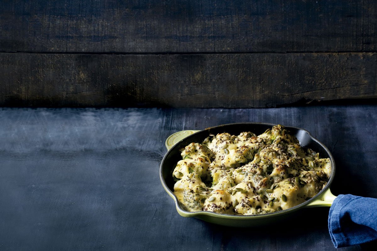 Así puede preparar un delicioso gratinado de coliflor y brócoli