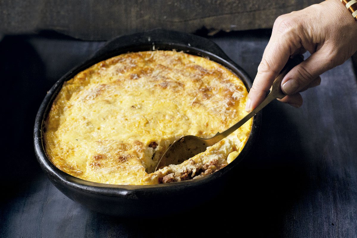 Amor por la berenjena preparada en musaka balcánica
