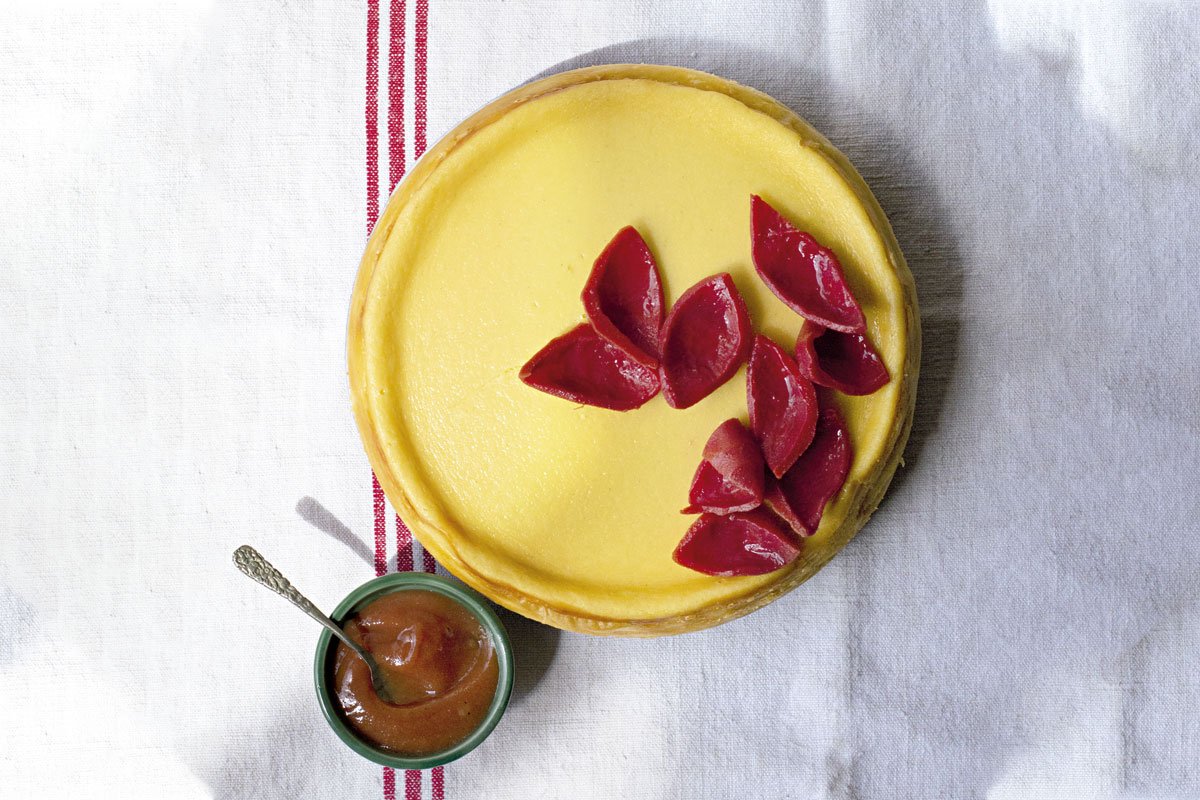 Aprenda a preparar este cheesecake de chocolate blanco