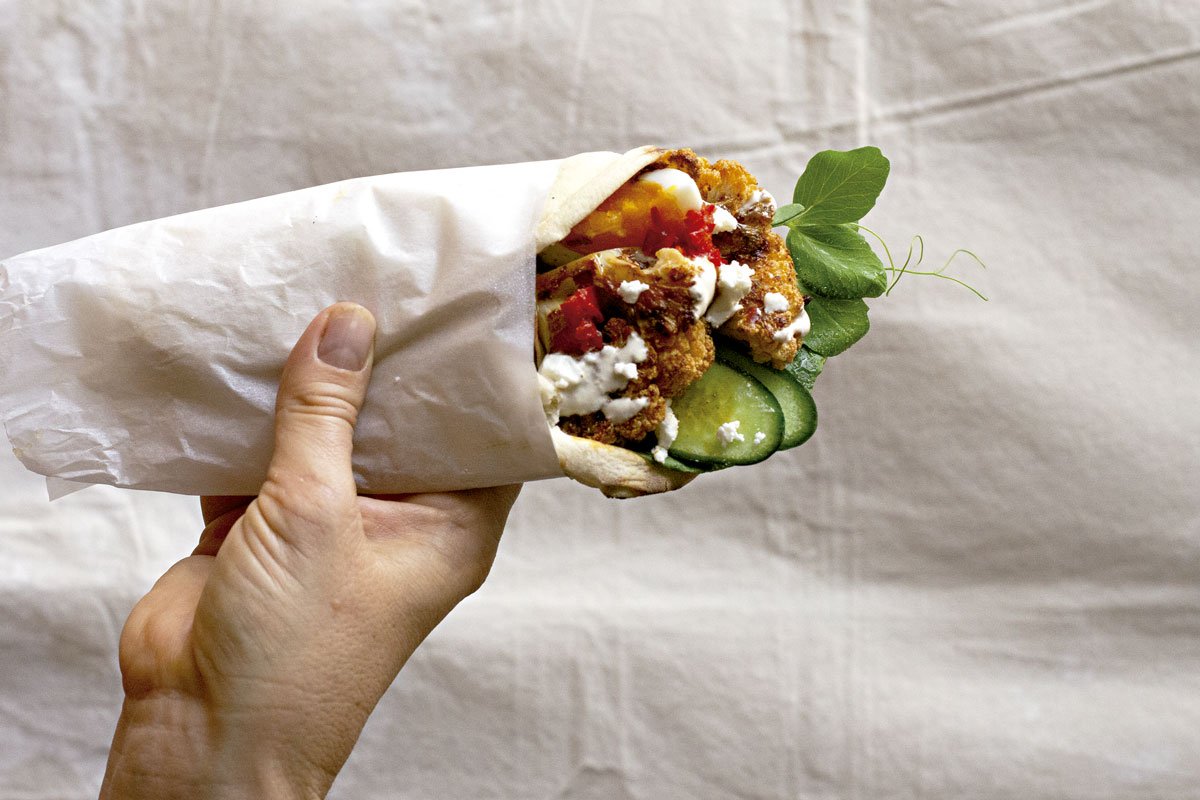 Receta del Medio Oriente: shawarma con coliflor y salsa shatta