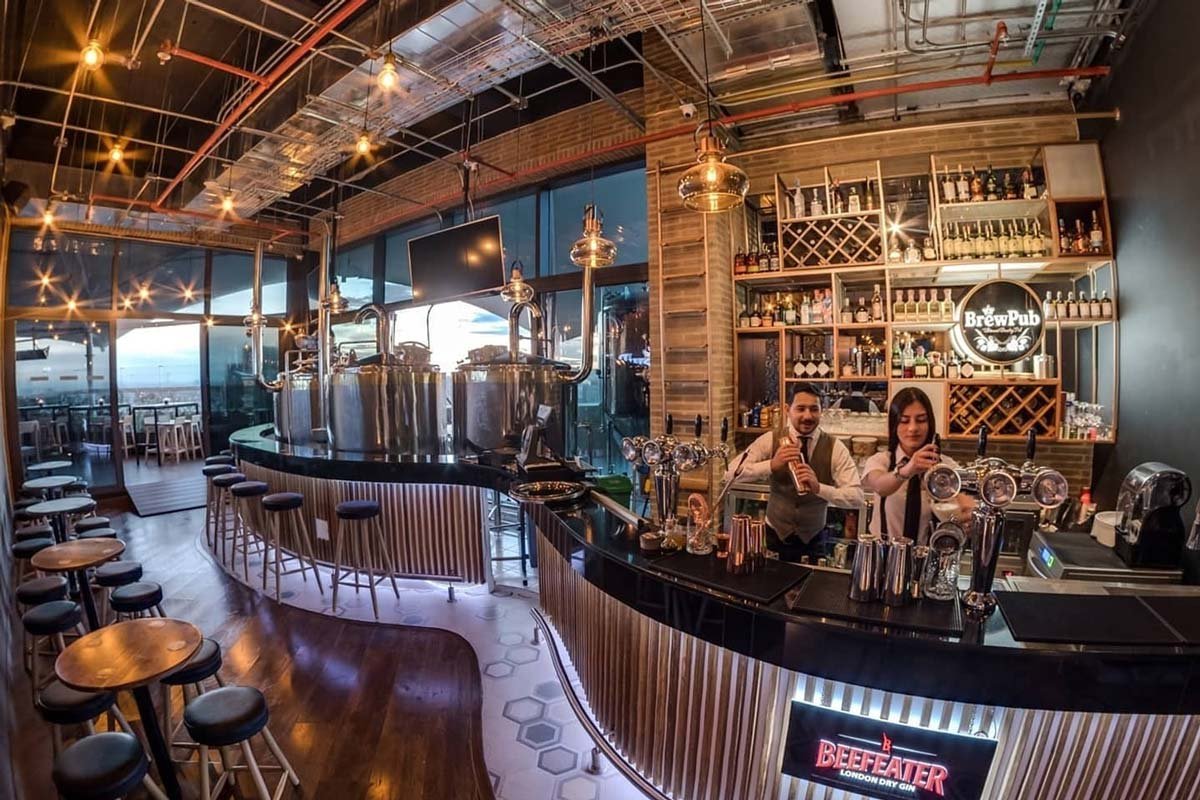 BrewPub, una cervecería a 42 metros de altura para disfrutar de la vista capitalina