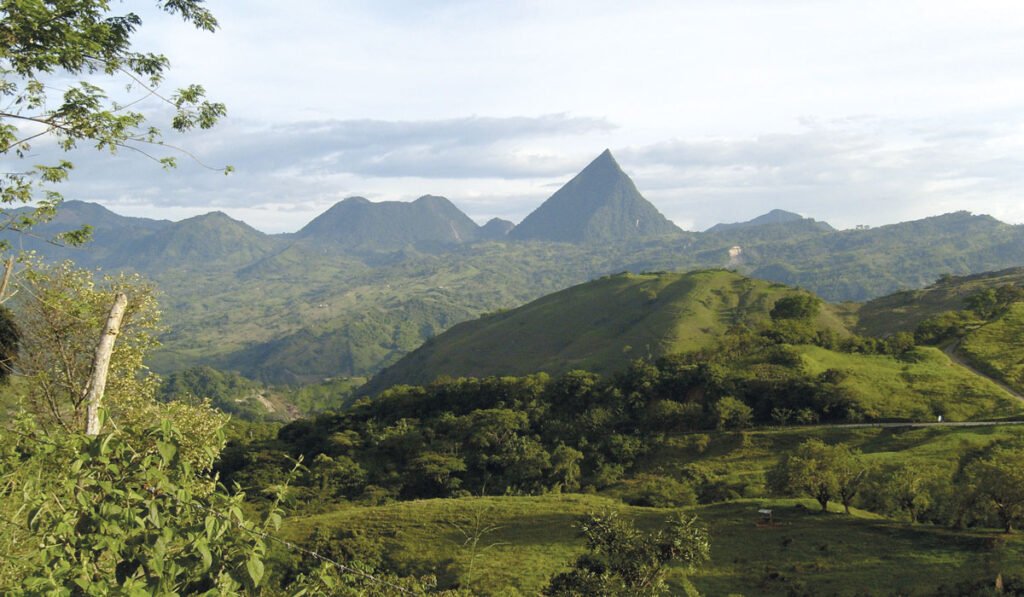 Cerro Tusa, rutas en bicicleta, Colombia