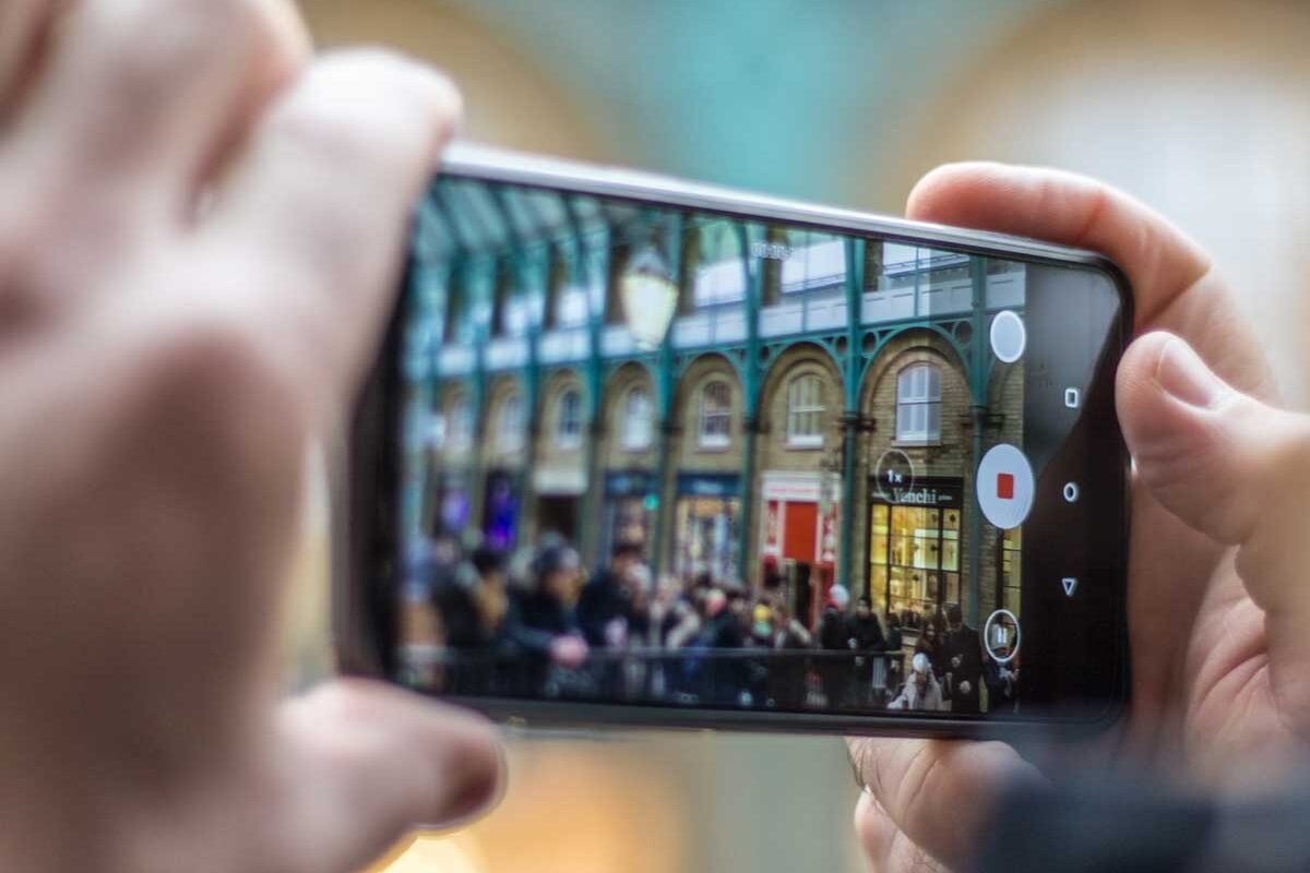 ¿Cómo configurar la cámara de un celular Android?