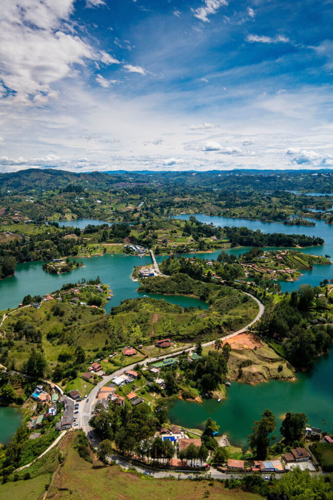 Guatapé, naturaleza, Colombia