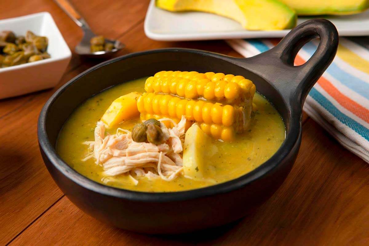 ¿Cuántas calorías tiene el ajiaco y otros platos colombianos?
