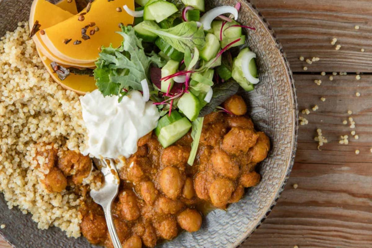 Legumbres con un toque balcánico e hindú