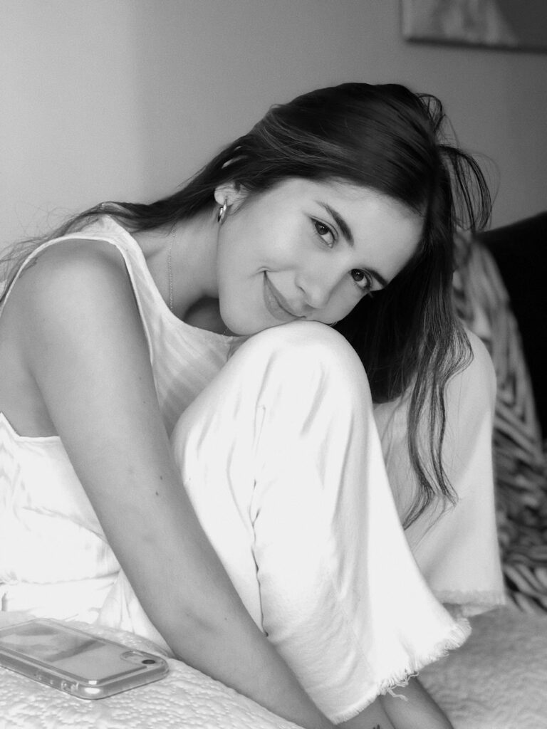 Ana Maria Dueñas