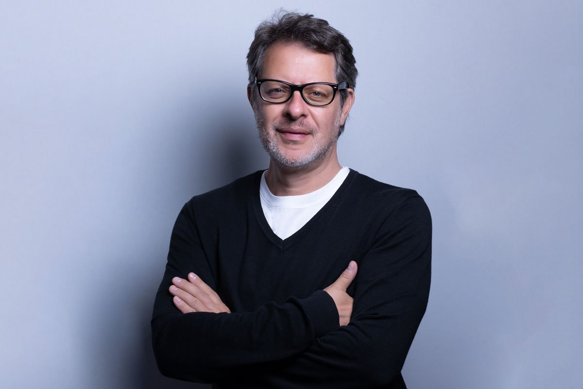 El periodista Mauricio Silva comparte cinco libros imprescindibles en su biblioteca