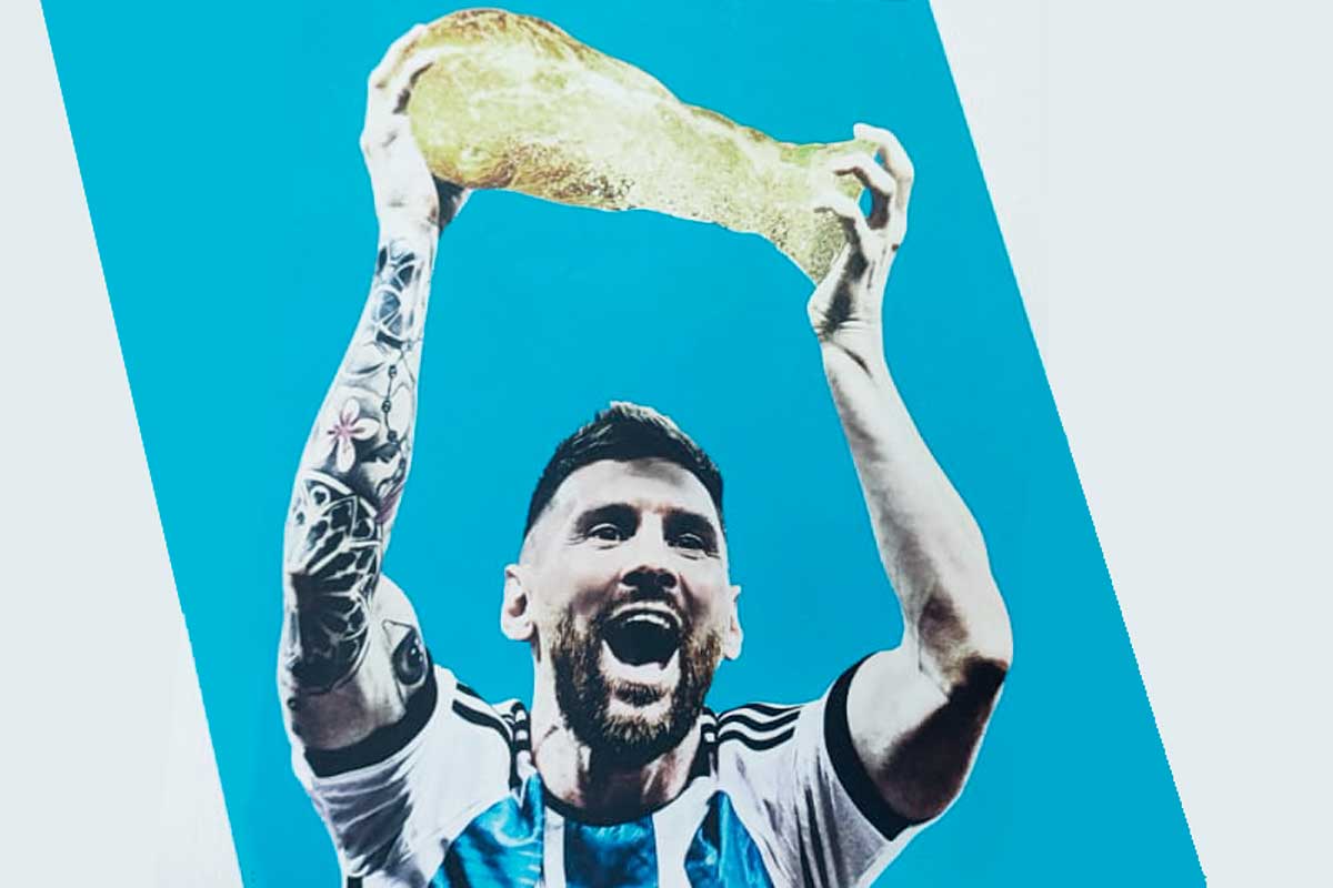 ¿Sabía que Lionel Messi levantó una Copa del Mundo falsa?
