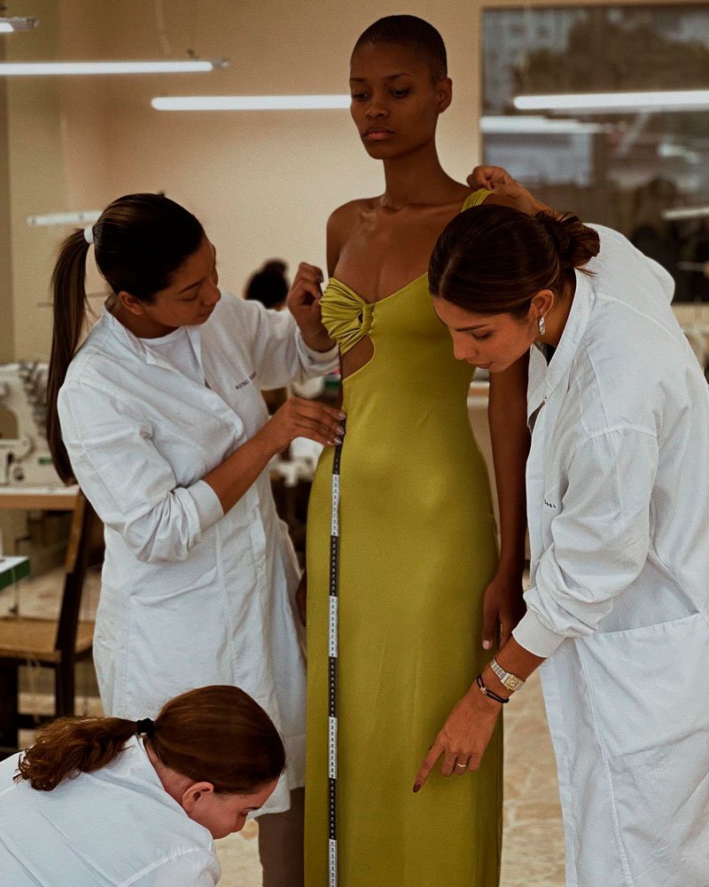 Maygel Coronel diseñadora