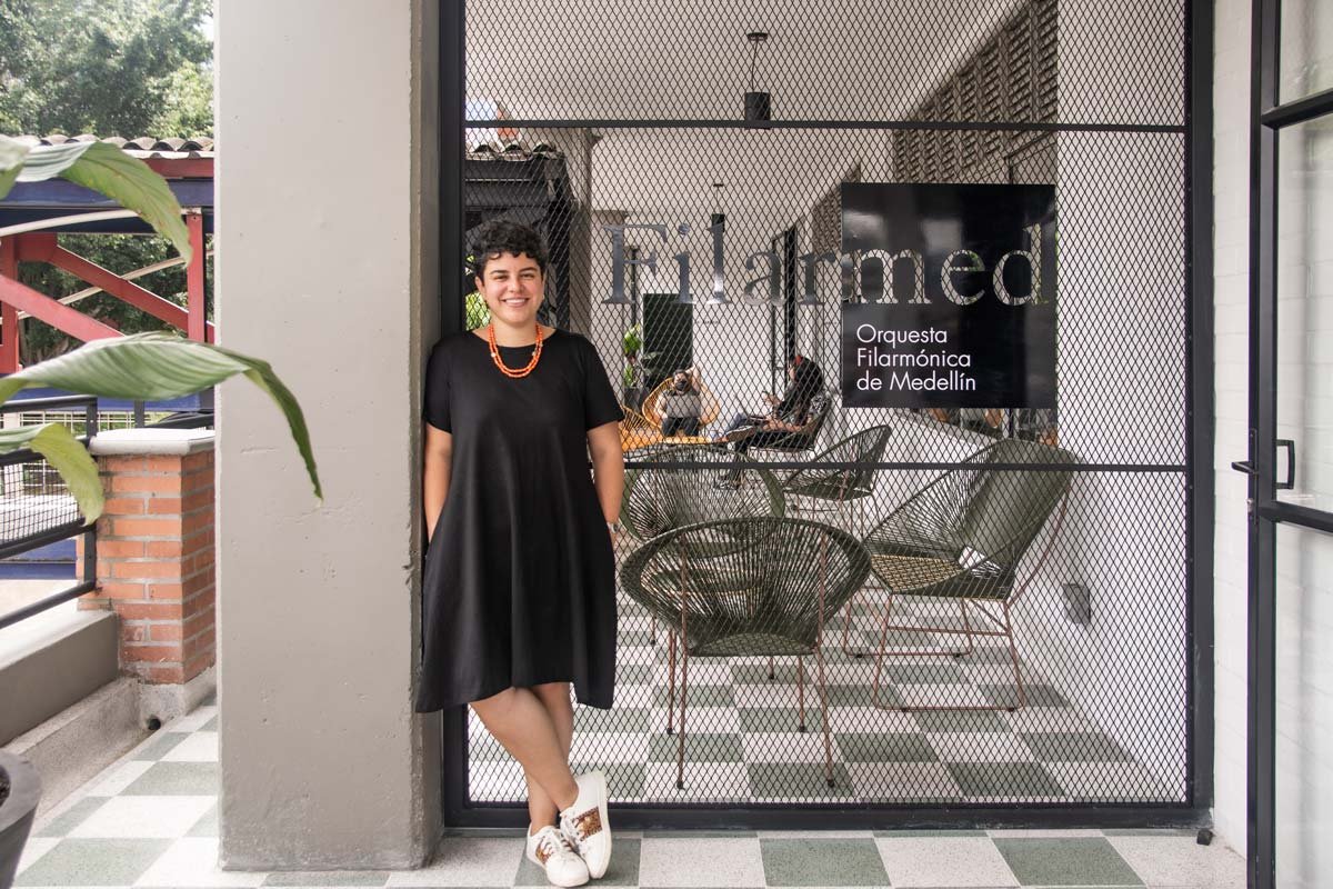 Conozca a la bogotana que está frente a la Orquesta Filarmónica de Medellín
