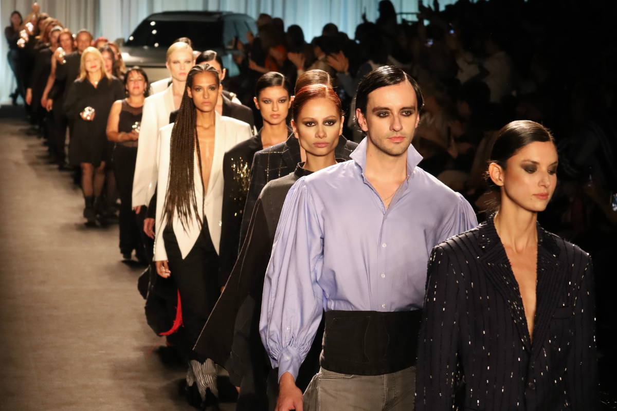 Moda, identidad y sostenibilidad: El legado de Alejandro Crocker en el Bogotá Fashion Week 2024