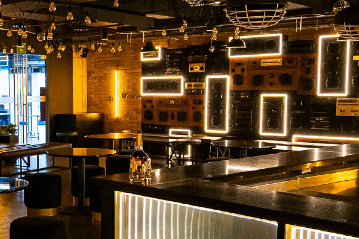 The Boombox by Hennessy, un bar alternativo y con mucho estilo en Bogotá