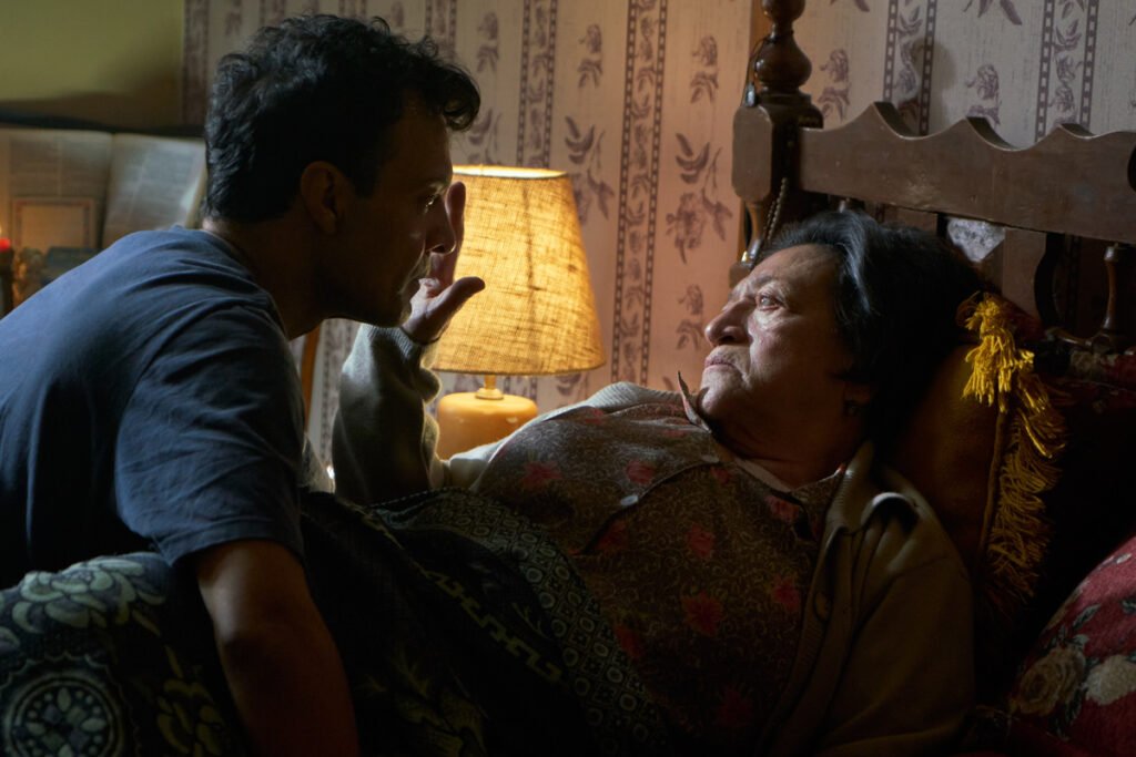 Del otro lado del jardín