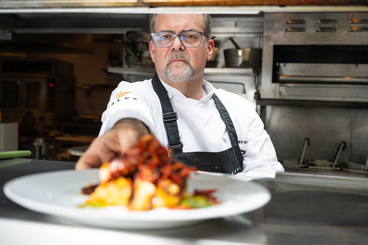 “La gran revolución está en recuperar nuestras tradiciones”, Harry Sasson, el jefe de la cocina colombiana