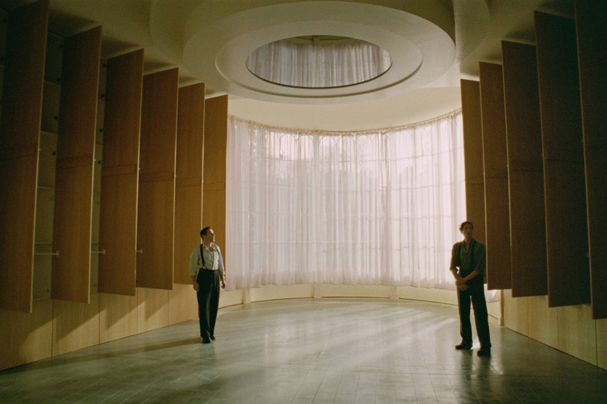 The Brutalist: una estructura hecha para que entre la luz 